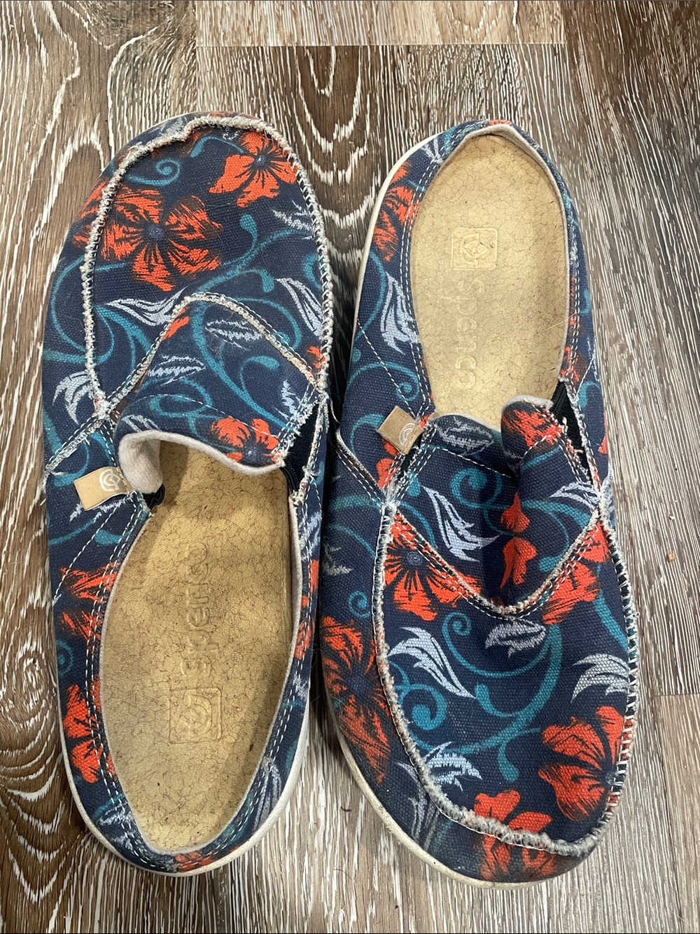Coral Floral Canvas Slip-On Shoes in Navy